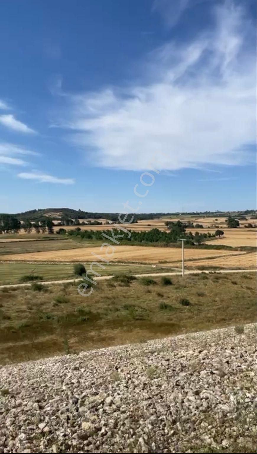 Keşan Çeltik Köyü Satılık Tarla Edirne Keşan'da Göl Manzaralı Satılık Tarla