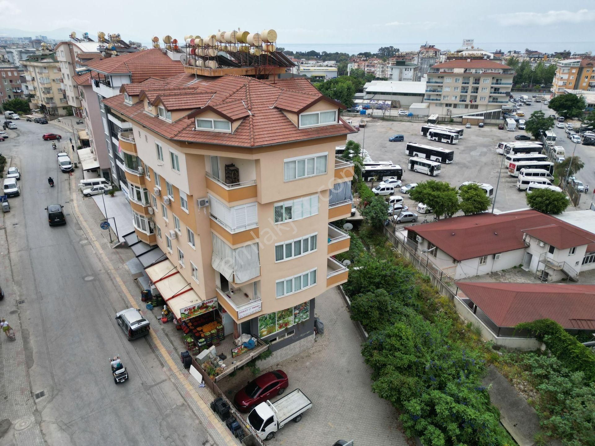 Alanya Cikcilli Satılık Daire  ALANYA CİKCİLLİ MAHALLESİNDE SATILIK 3+1 AYRI MUTFAK DAİRE