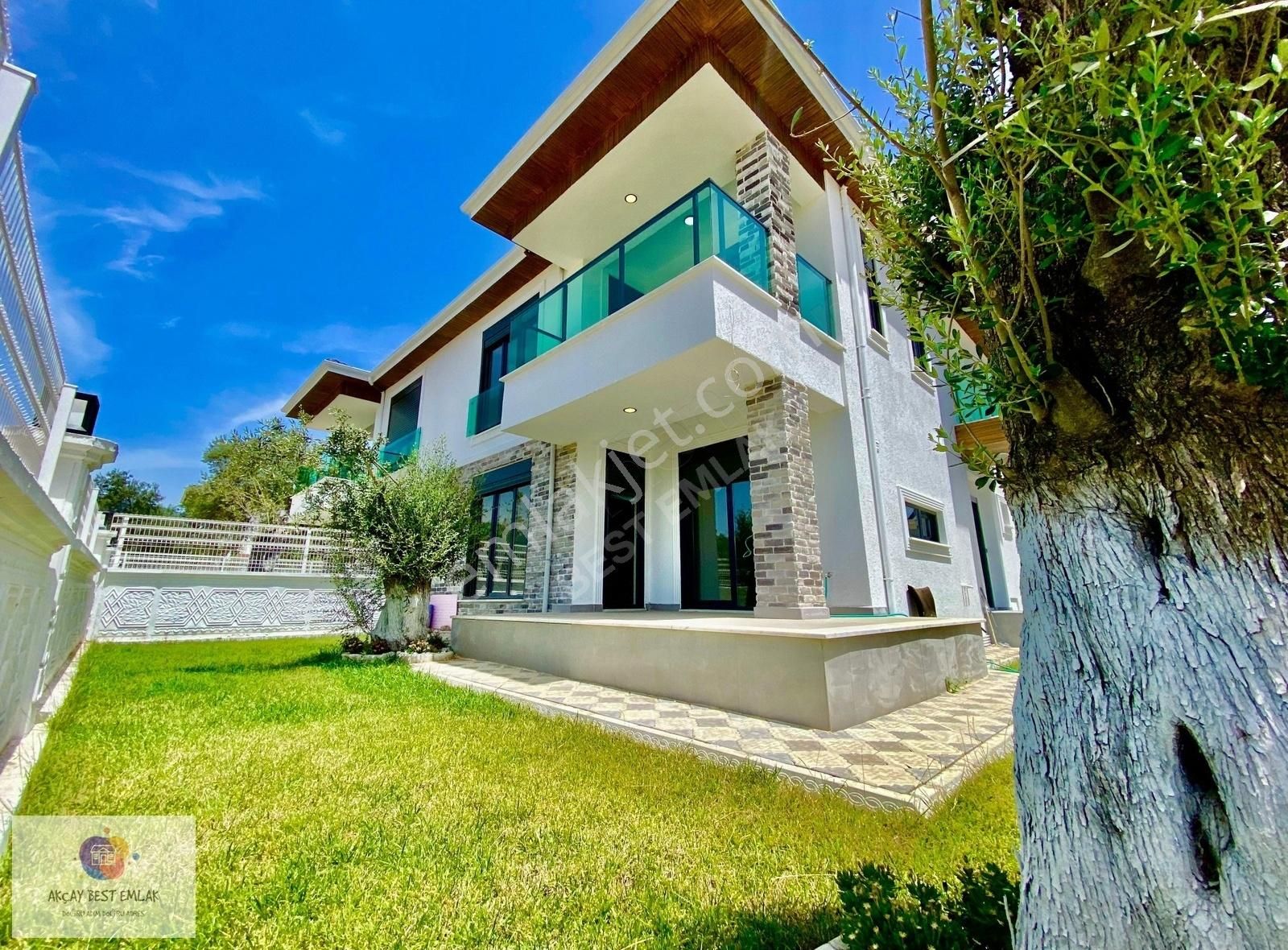 Edremit Zeytinli Satılık Villa ⫸ AKÇAY BEST EMLAK ⫷ ŞIK TASARIMLI BAĞIMSIZ LÜKS 4+1 VİLLA