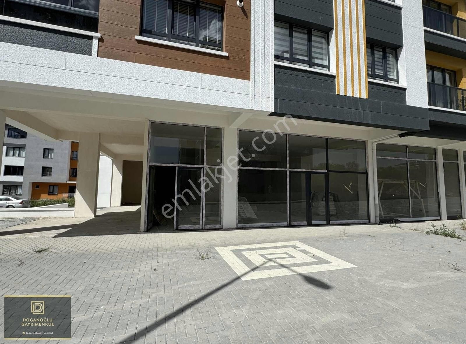 Gölbaşı Bahçelievler Kiralık Dükkan & Mağaza Doğanoğlun'dan Kurumsal Firmalara Kiralık 300m2 Dükkan-mağaza