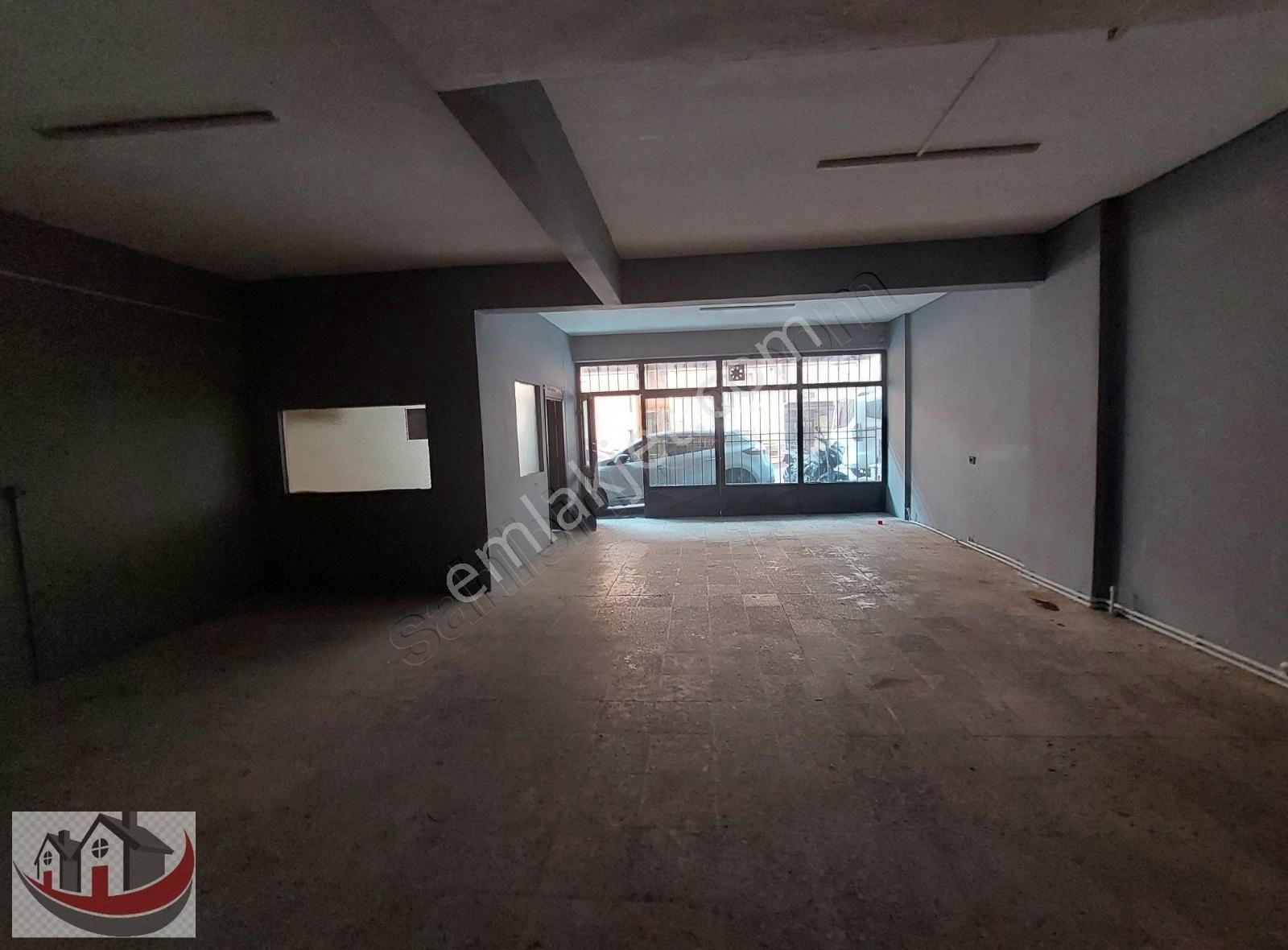 Maltepe Zümrütevler Kiralık Dükkan & Mağaza Güneyden Düz Giriş 150m2 Mutfaklı Wcli Dükkan Atölya Kiralık