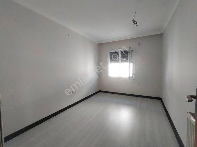 Urlada Merkezi Konumda 4+1 Satılık Lüks Villa - Görsel 5