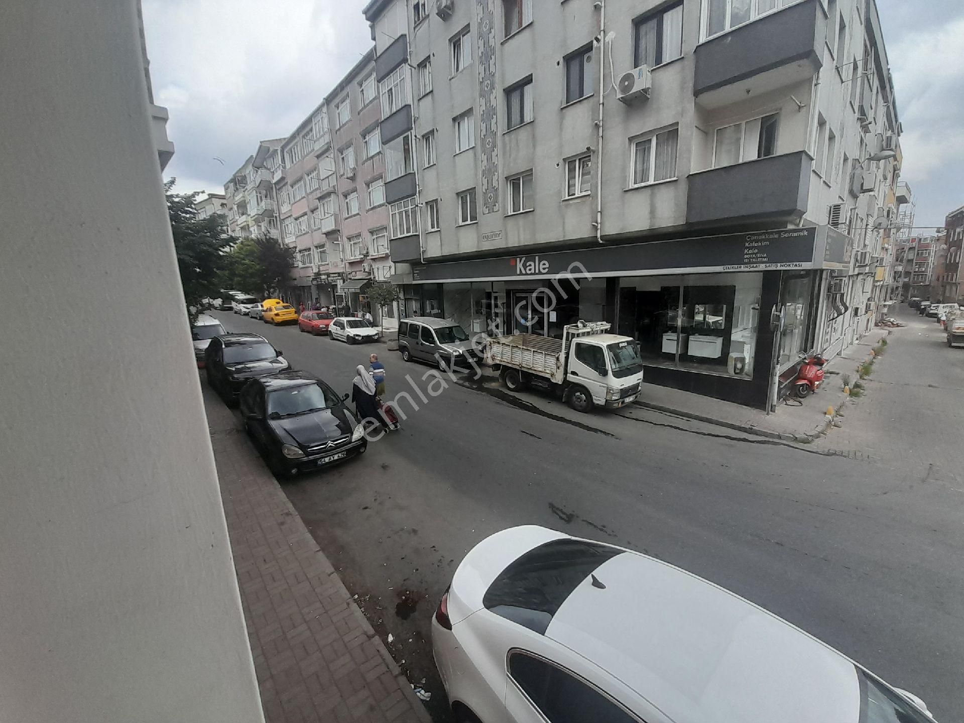 Kocamustafapaşa Seyiitomer Mah Silivrikapi Cad Üzerinde Genış Kat 2+1 Satılık Daire - Görsel 33