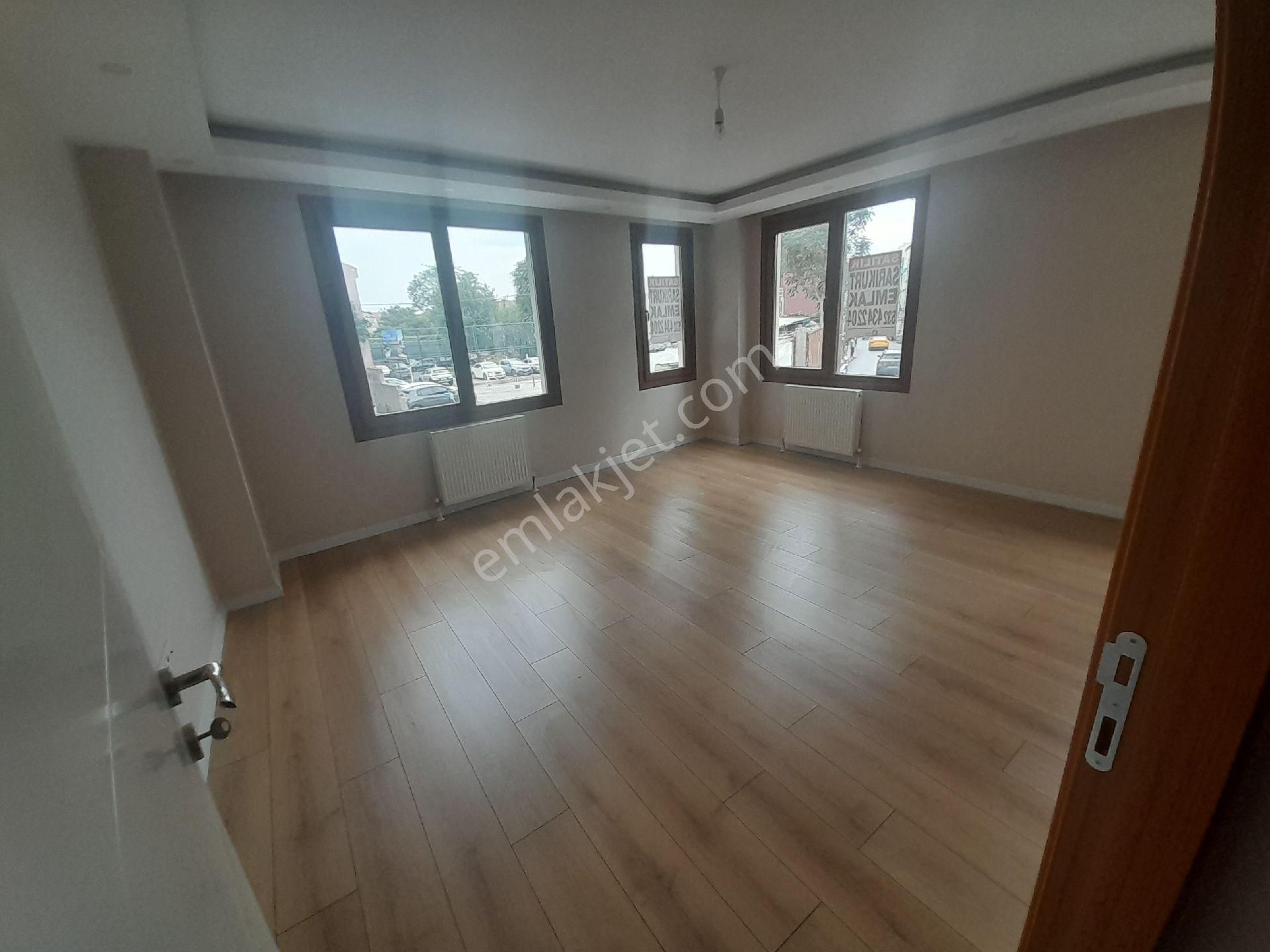 Kocamustafapaşa Seyiitomer Mah Silivrikapi Cad Üzerinde Genış Kat 2+1 Satılık Daire - Görsel 21