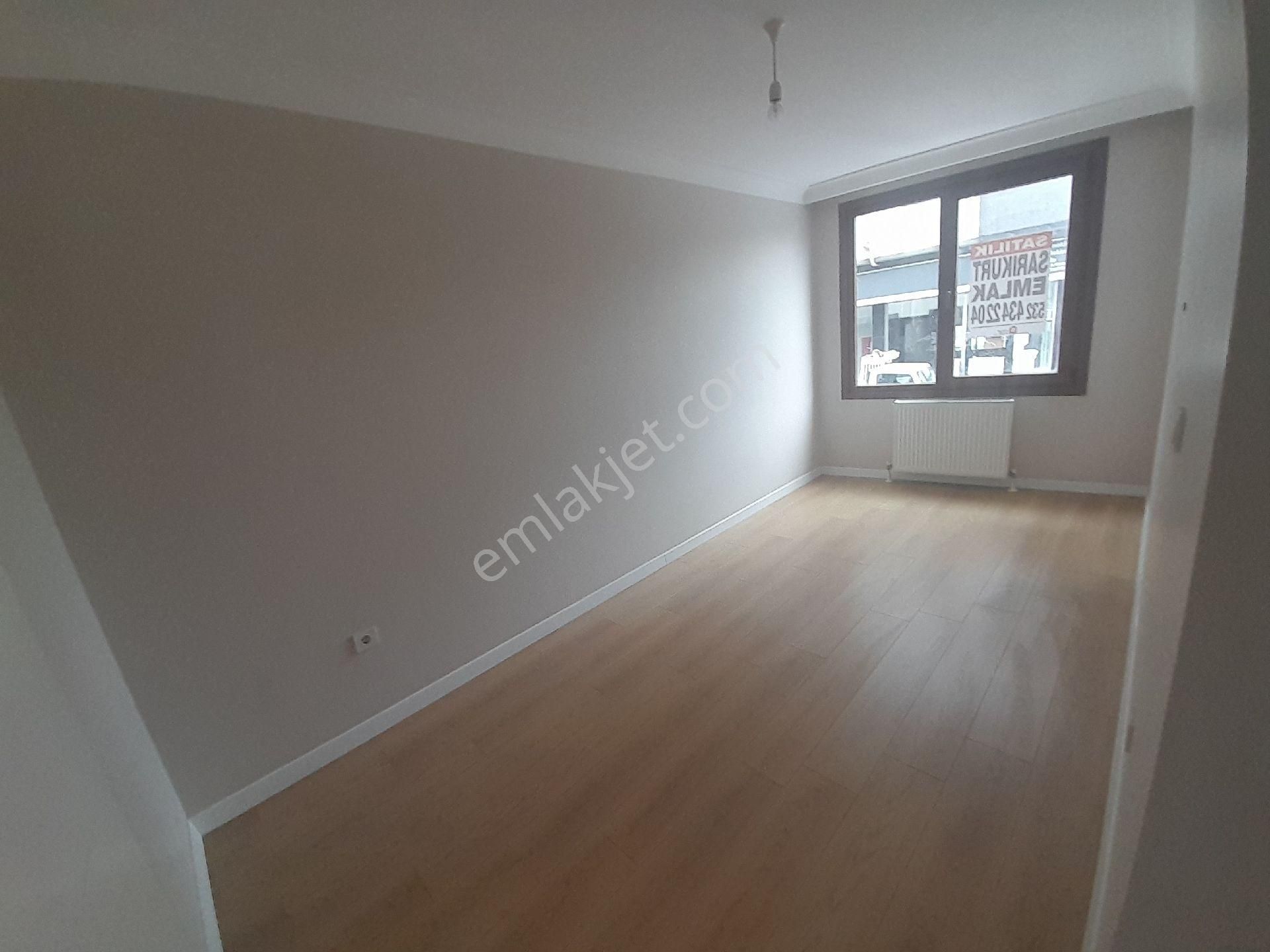 Kocamustafapaşa Seyiitomer Mah Silivrikapi Cad Üzerinde Genış Kat 2+1 Satılık Daire - Görsel 24