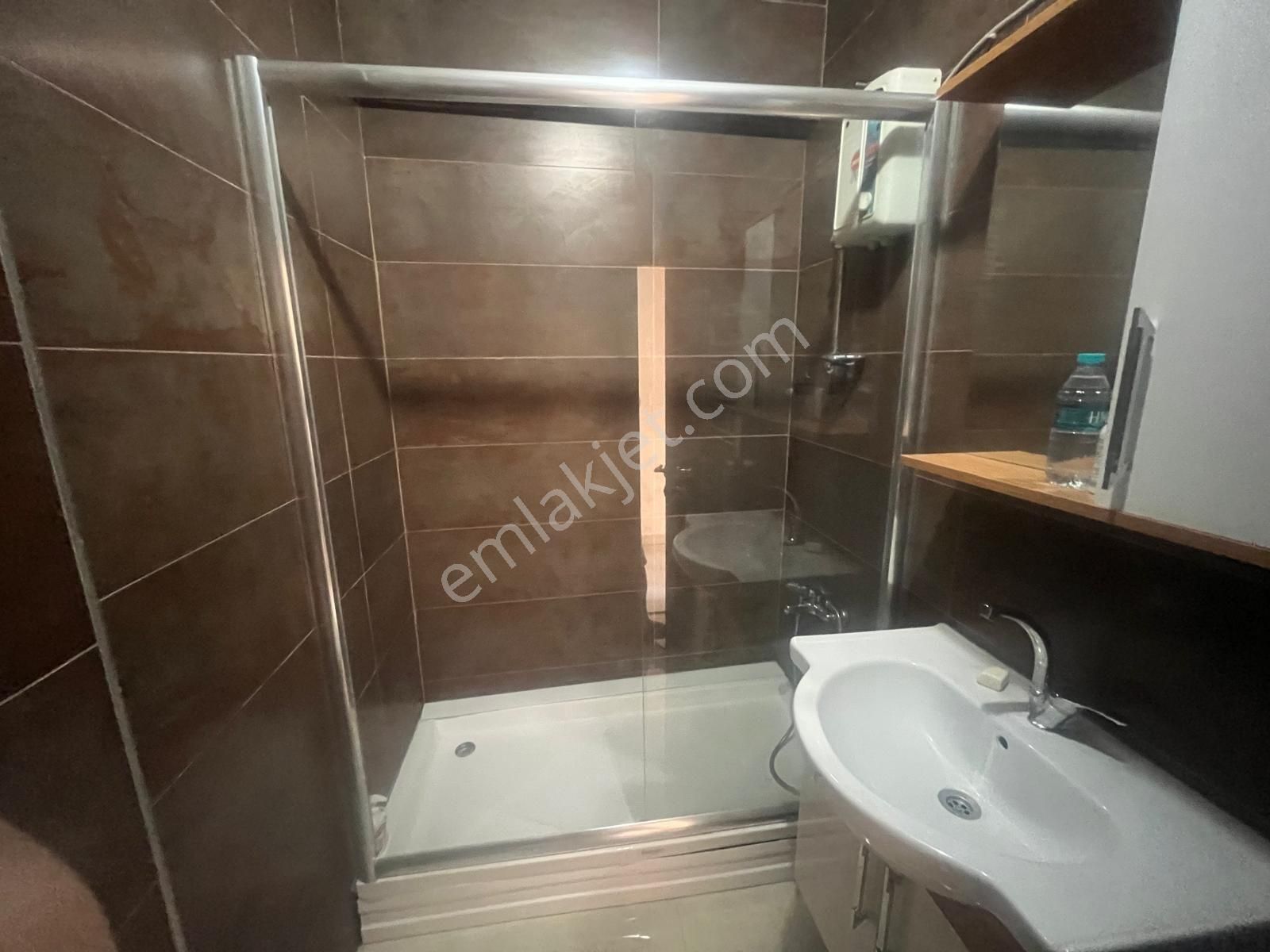 Kocamustafapaşa Seyiitomer Mah Silivrikapi Cad Üzerinde Genış Kat 2+1 Satılık Daire - Görsel 10