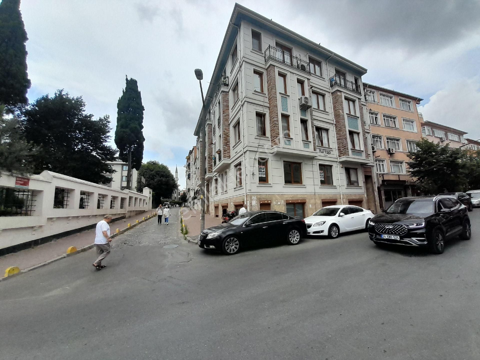 Kocamustafapaşa Seyiitomer Mah Silivrikapi Cad Üzerinde Genış Kat 2+1 Satılık Daire - Görsel 15