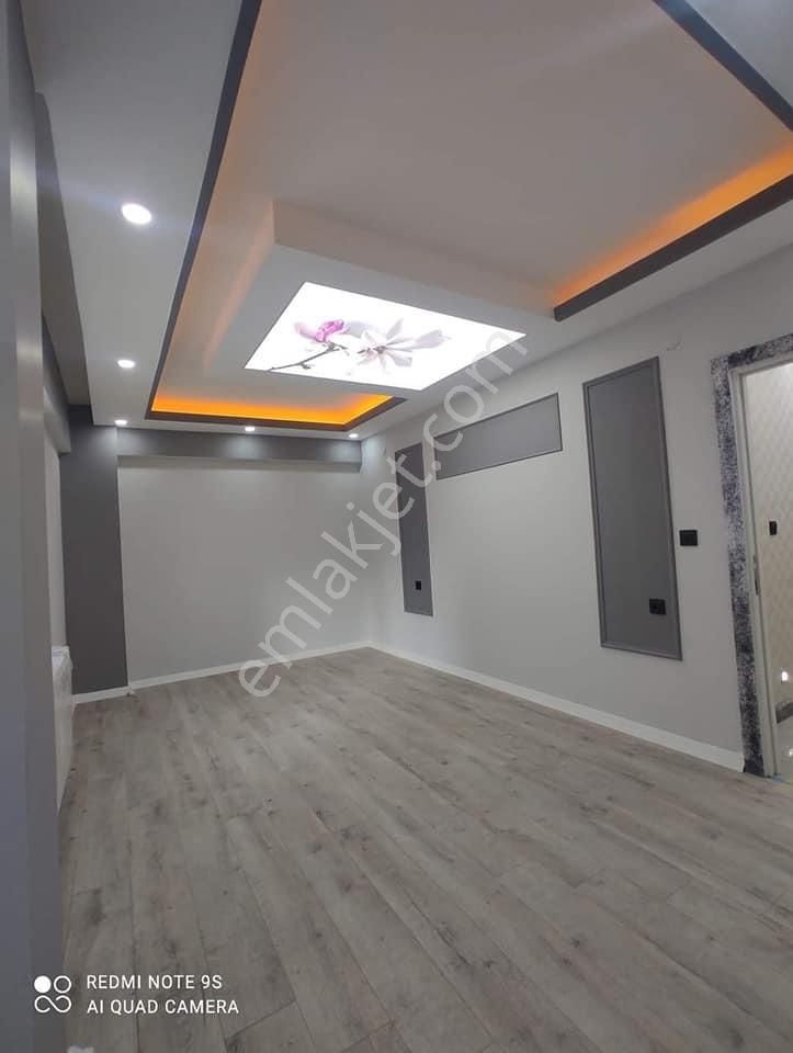 Esenyurt Yenikent Satılık Daire   ESENYURT YENİKENT’TE BALKONLU 2+1 KULLANIŞLI SATILIK DAİRE