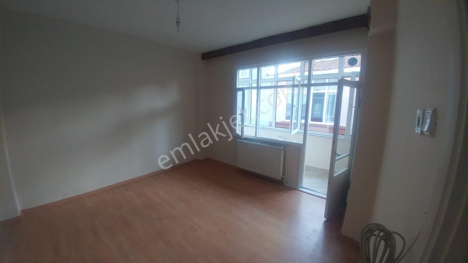 Güngören Haznedar Kiralık Daire GÜNGÖREN HAZNEDAR 3+1 KİRALIK DAİRE 125 M2