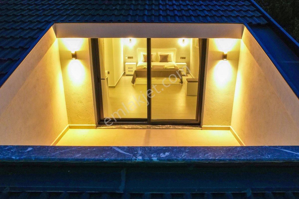 Ölüdeniz'e Yakın Kiralık 3+1 Saunalı Havuzlu Villa Mera-150 - Görsel 13