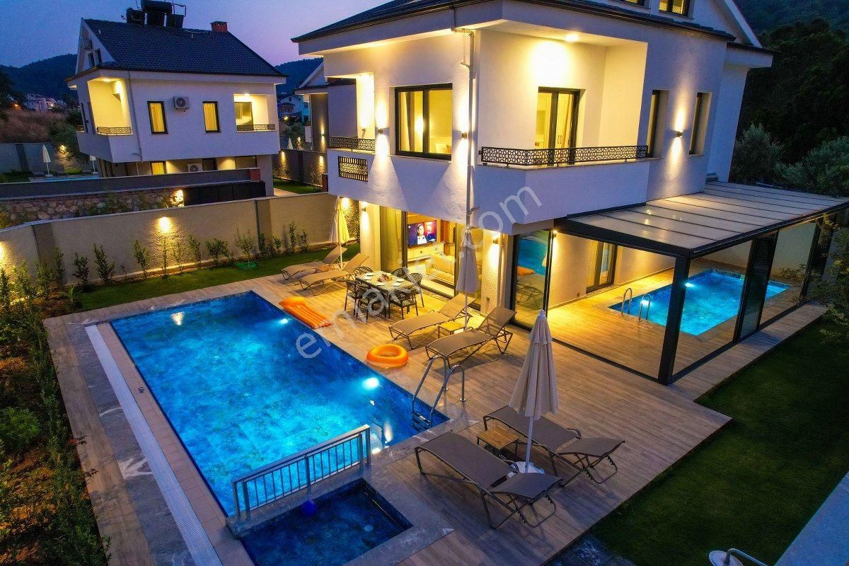 Ölüdeniz'e Yakın Kiralık 3+1 Saunalı Havuzlu Villa Mera-150 - Görsel 10