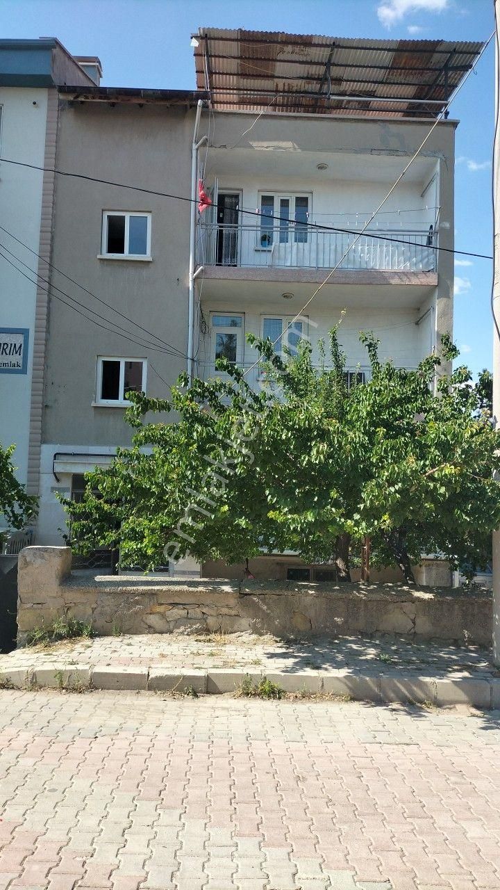 Afyonkarahisar Merkez Sahipata Kiralık Daire İMZA EMLAKTAN KİRALIK 2+1 daire 