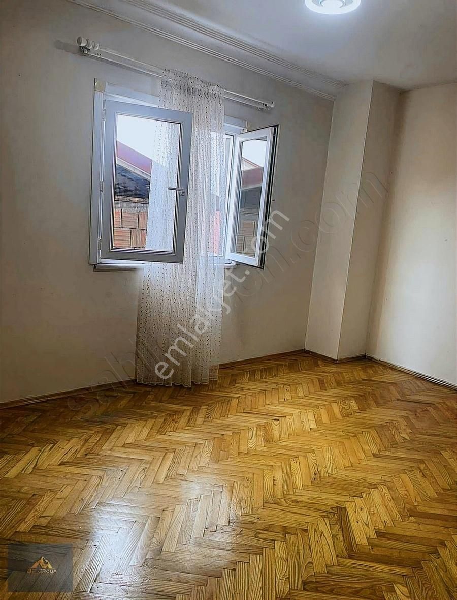 Akyazı Konuralp Kiralık Daire Bf Grouptan İlçe Emniyet Müdürlüğü Yanında Kiralık Daire