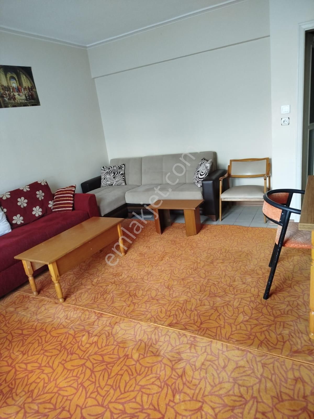 Isparta Merkez Bağlar Kiralık Daire  Bahçelievler Mahallesi'nde Geniş ve Güvenlikli Kiralık 2+1 Apart