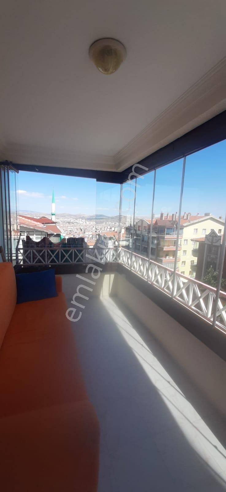 Keçiören Ufuktepe Satılık Daire  UFUKTEPE'DE ORTA KAT 3+1 130M2 GENİŞ BALKONLU CEPHESİ AÇIK 