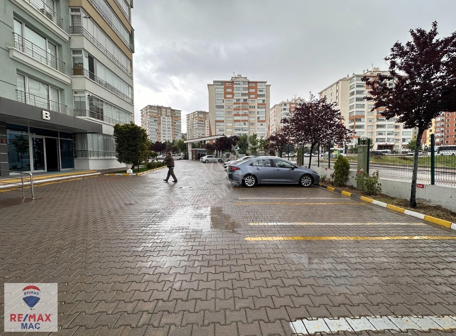 Etimesgut Süvari Satılık Daire Ahimesut'ta Satılık 3+1 Daire Lüks Site İçi, Güvenli, Oyun Parkı