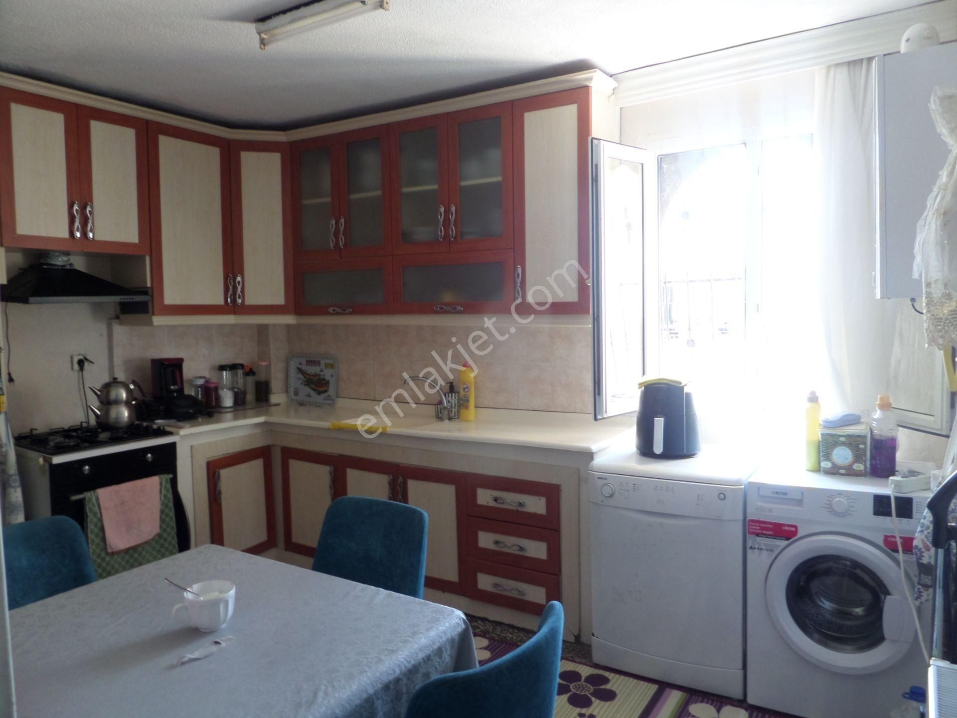 Çukurova Yüzüncüyıl Satılık Daire  100.YILDA ,POSTAHANE CİV.,3+1,DOĞALGAZLI,5.KAT SATILIK DAİRE