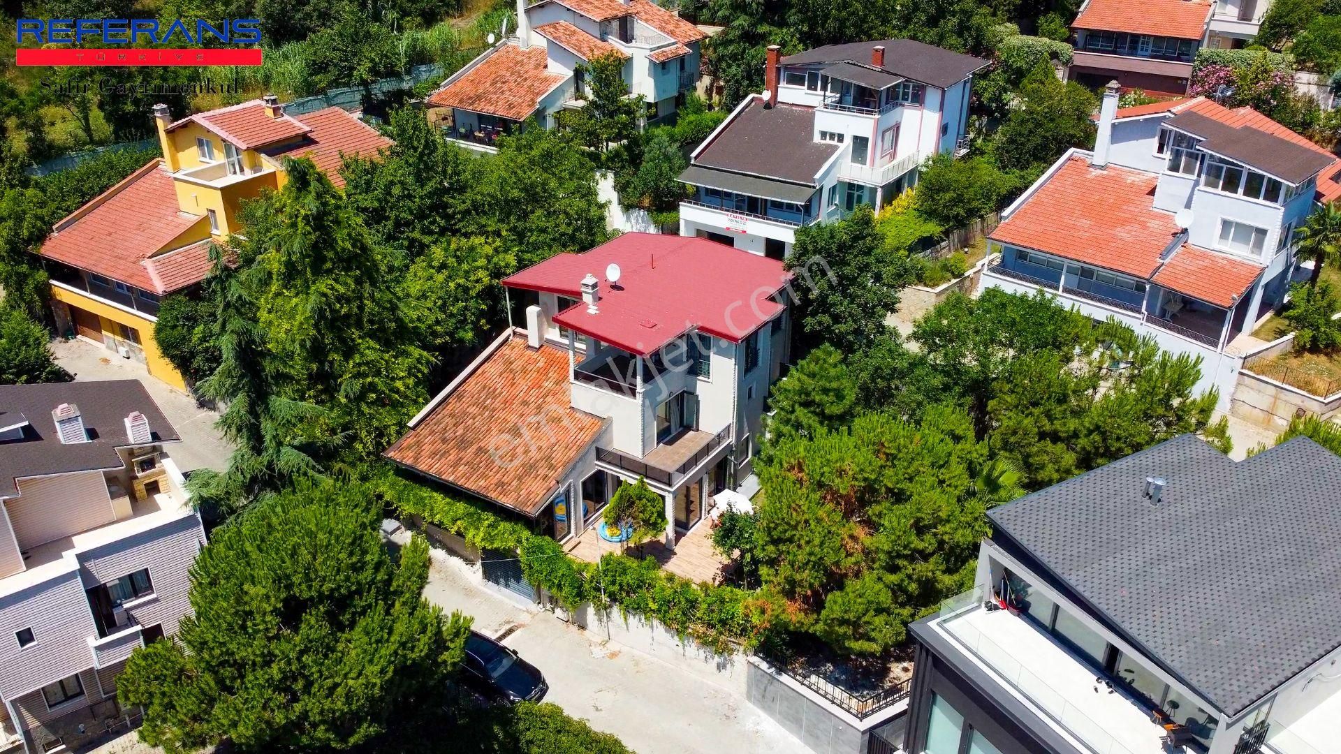 Mudanya Bademli Satılık Villa  RT SAFİRDEN BADEMLİ DAMLAKENT SİTESİNDE SATILIK 8+2 VİLLA