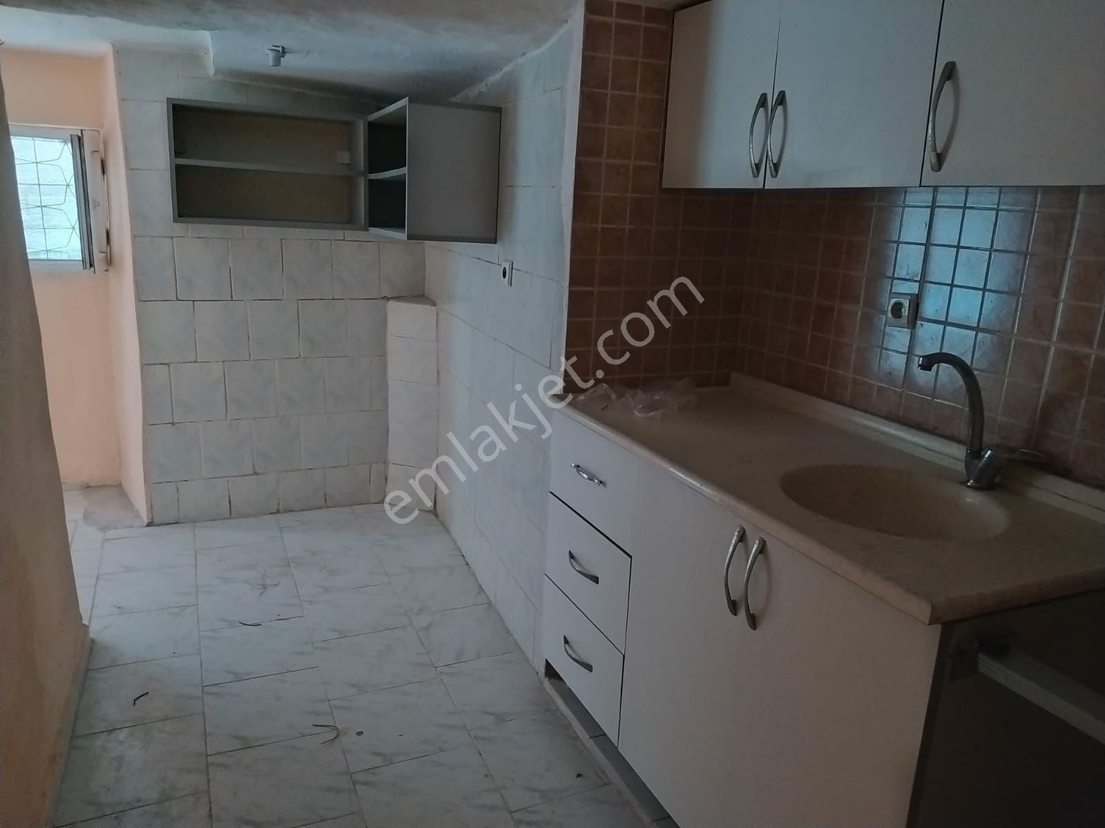 Konak Yurume Mesafesinde Deniz Manzaralı Komple Bina 4 Daire - Görsel 31