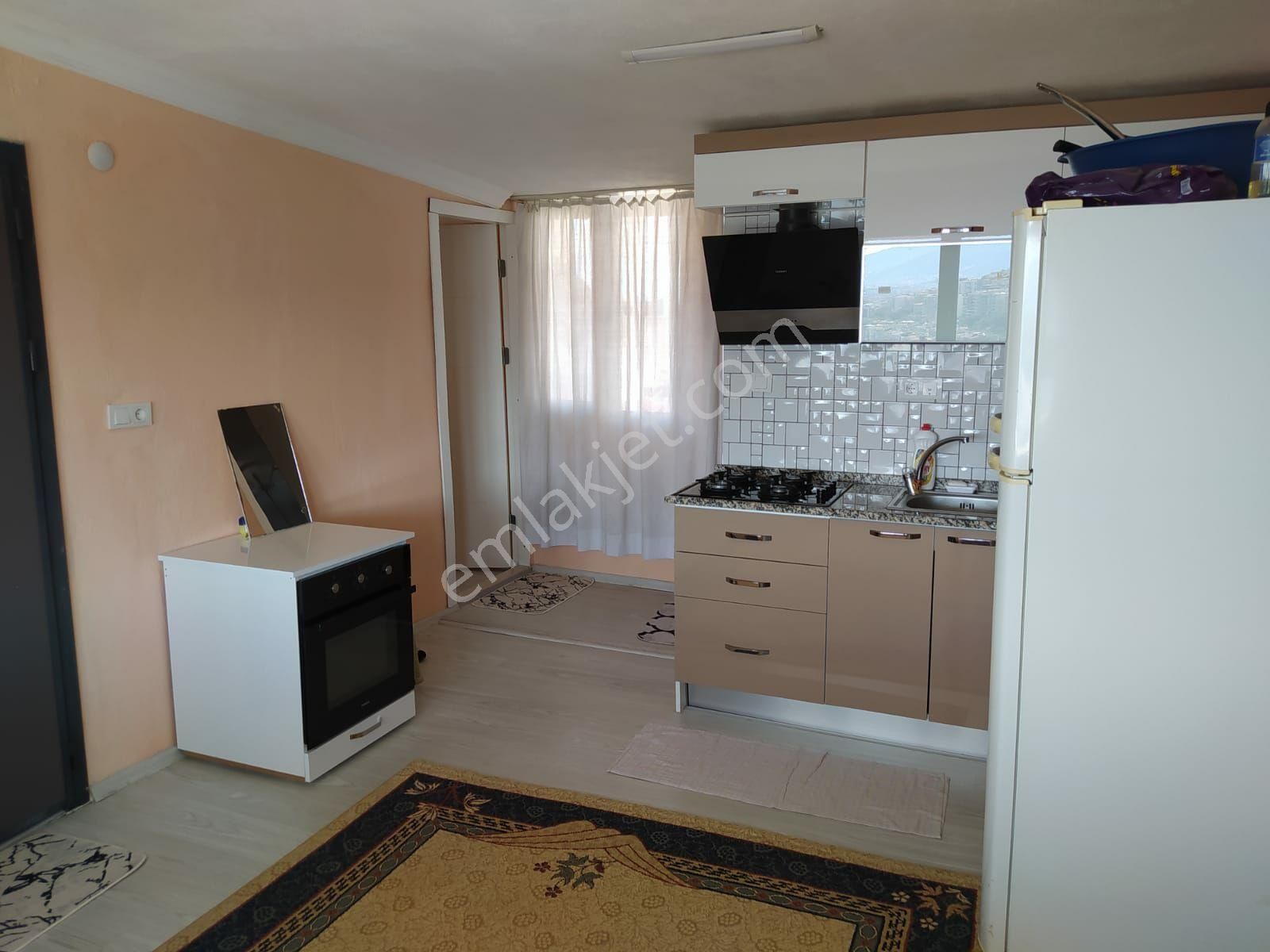 Konak Yurume Mesafesinde Deniz Manzaralı Komple Bina 4 Daire - Görsel 7