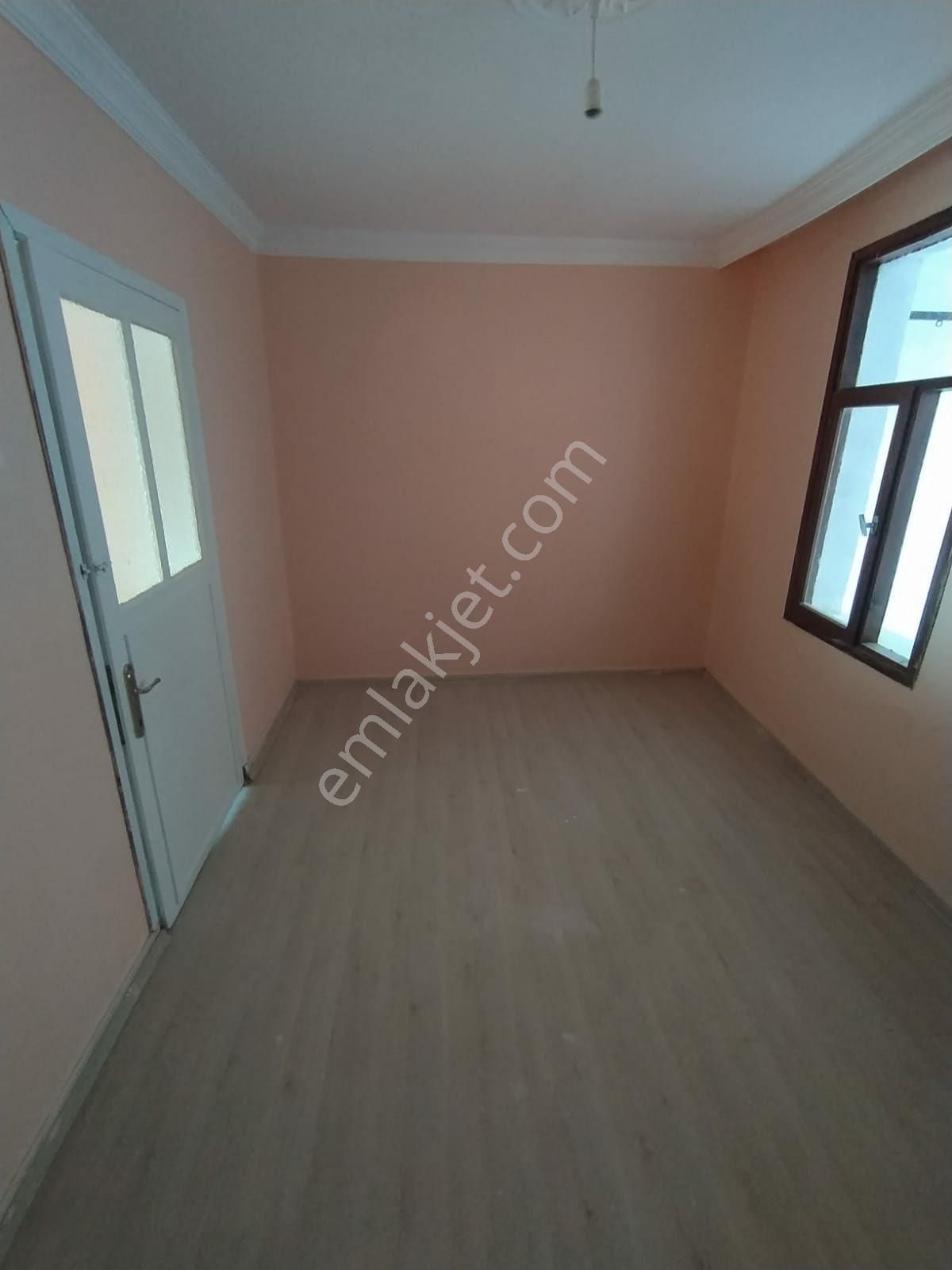 Konak Yurume Mesafesinde Deniz Manzaralı Komple Bina 4 Daire - Görsel 18