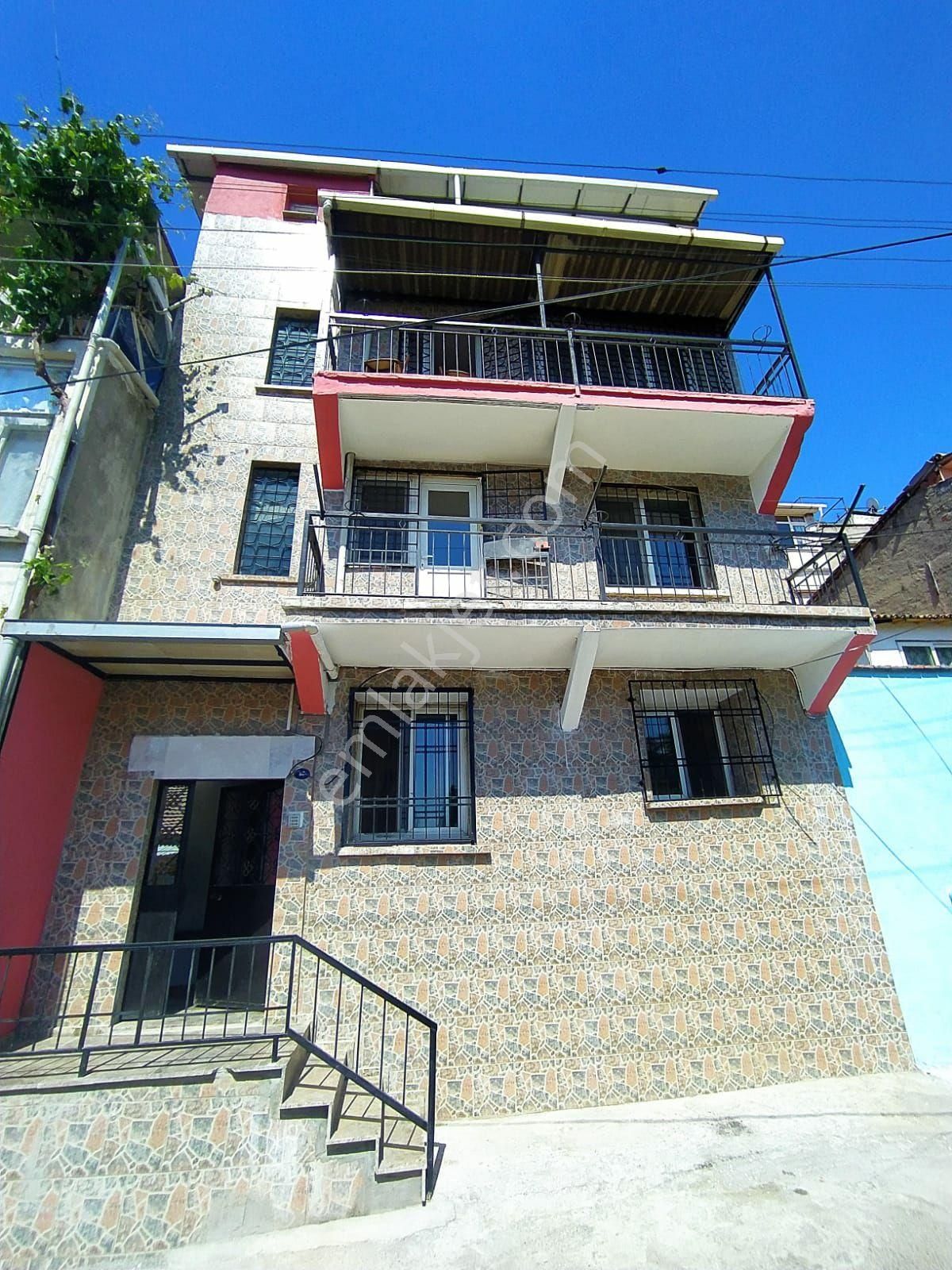 Konak Yurume Mesafesinde Deniz Manzaralı Komple Bina 4 Daire - Görsel 34