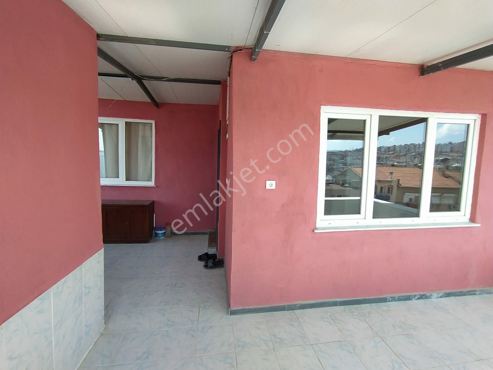 Konak Yurume Mesafesinde Deniz Manzaralı Komple Bina 4 Daire - Görsel 12