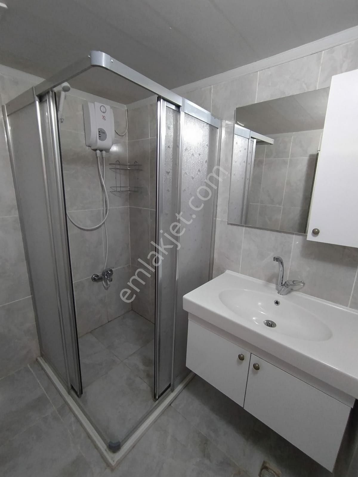 Konak Yurume Mesafesinde Deniz Manzaralı Komple Bina 4 Daire - Görsel 23