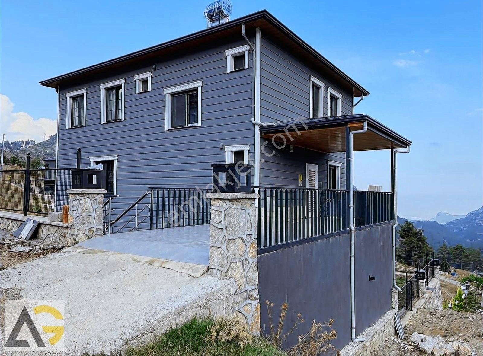 Toroslar Ayvagediği Satılık Villa AURADAN AYVAGEDİĞİ YAYLASINDA 5+2 SIFIR LÜX VİLLA