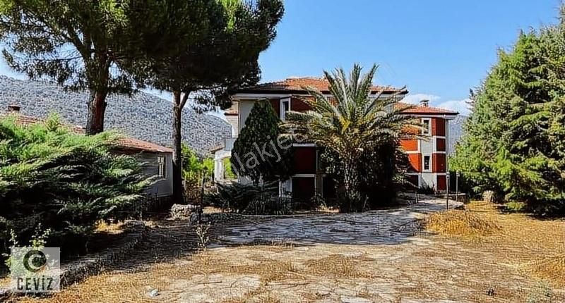 Fethiye Kayaköy Satılık Villa KAYAKÖY'DE 1.5 DÖNÜM İÇERİSİNDE KAT MÜLKİYETLİ SATILIK BİNA