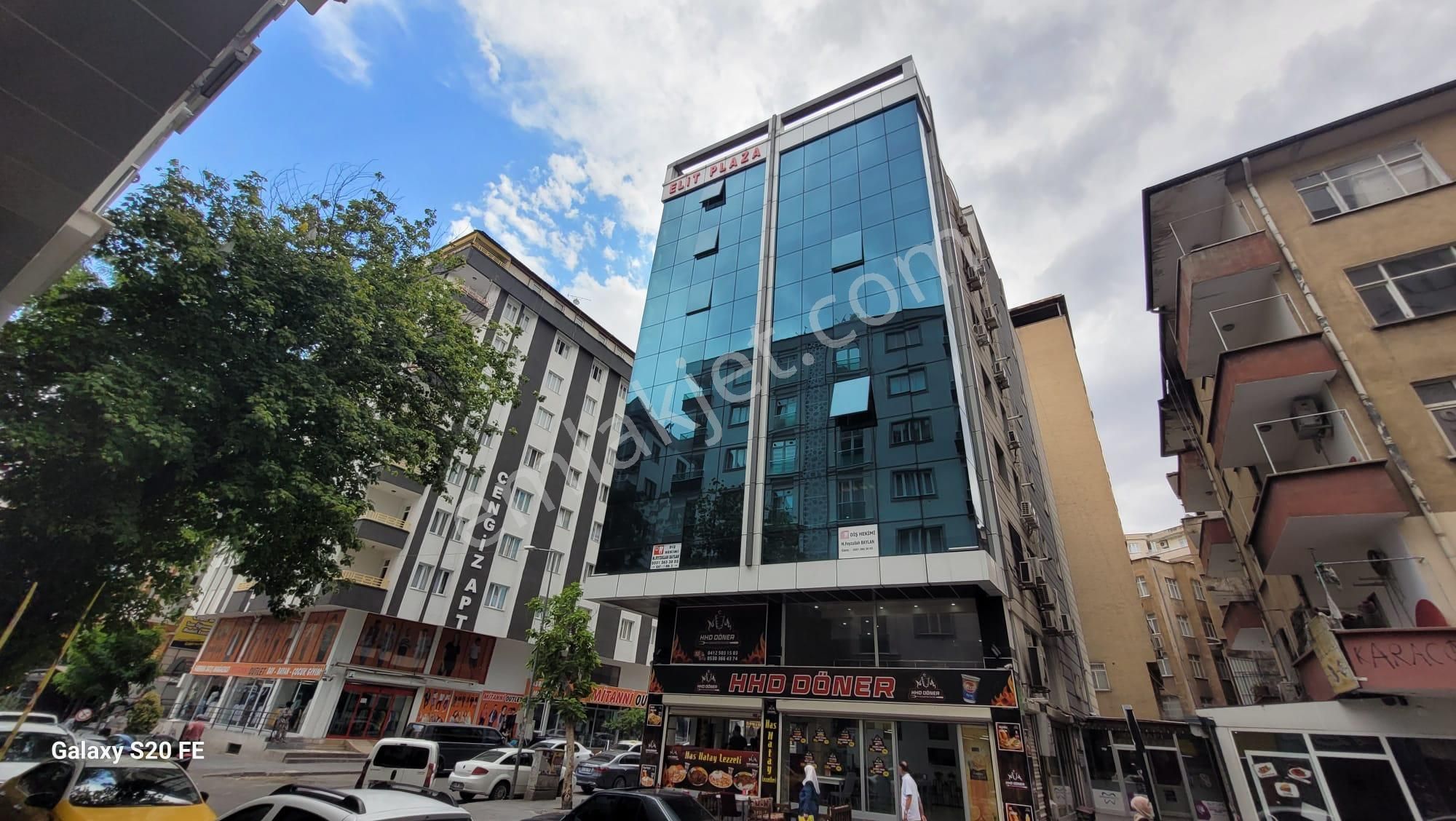 Yenişehir Kooperatifler Satılık Büro  🏡 MAKRO LİFE GAYRİMENKUL'DEN OFİS SANAT SOKAĞINDA SATILIK PLAZA İÇİ 2+1 LÜX BÜRO!!