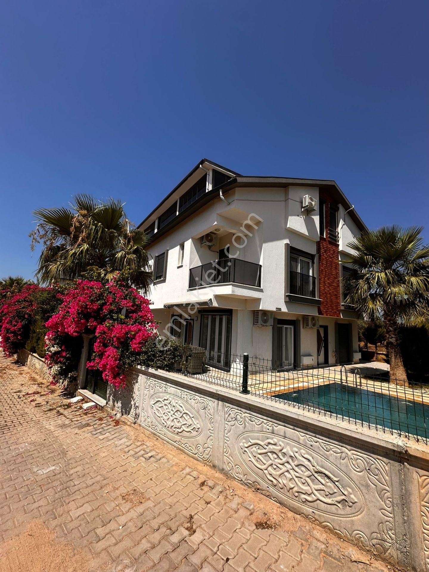 Didim Hisar Satılık Villa  AYDIN DİDİM HİSARDA 3+1 HAVUZLU MUAZZAM SATILIK VİLLA