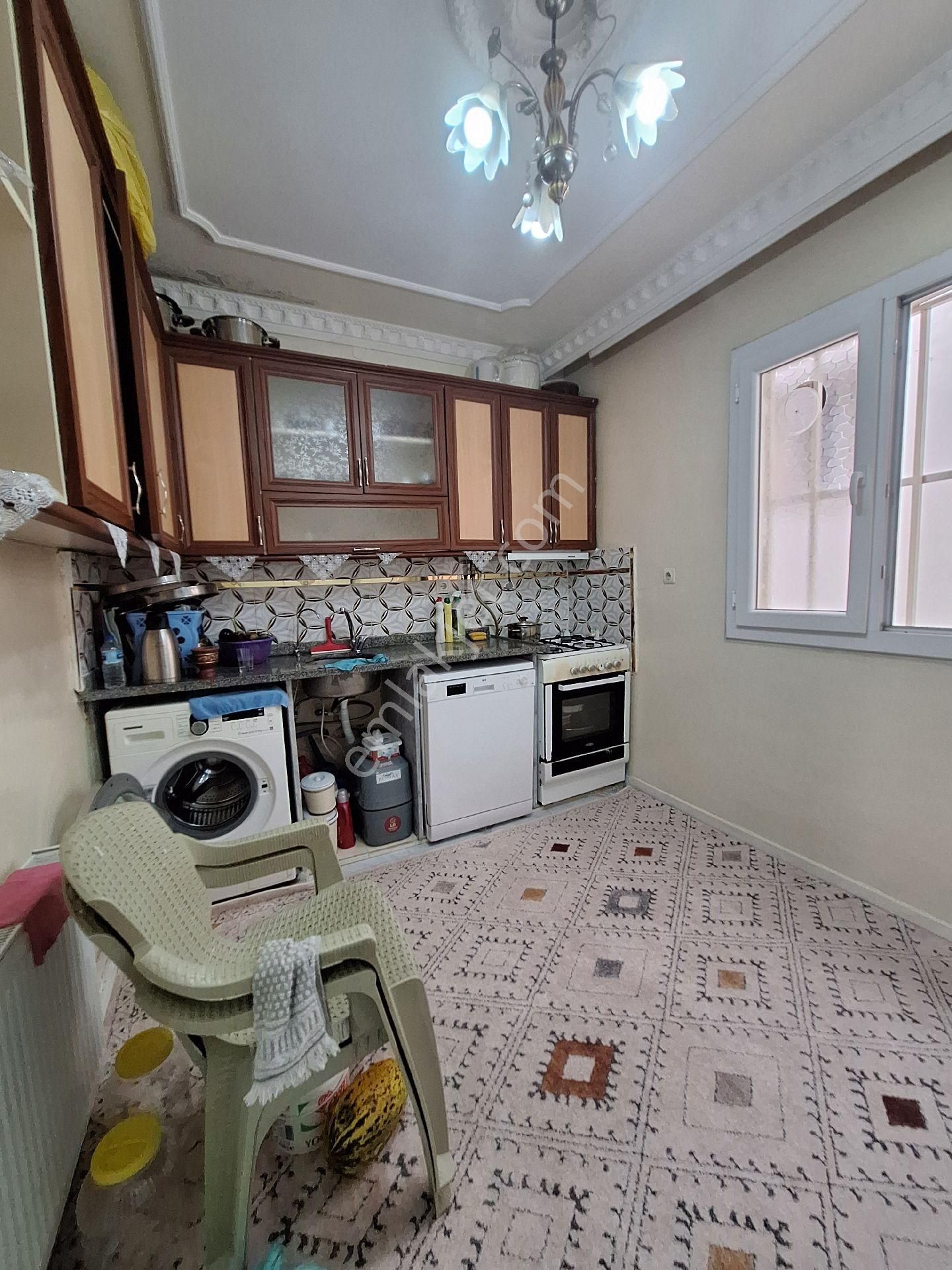 Güzel Vadi Mahallesinde 3 Katlı Satılık Müstakil Ev - Görsel 7