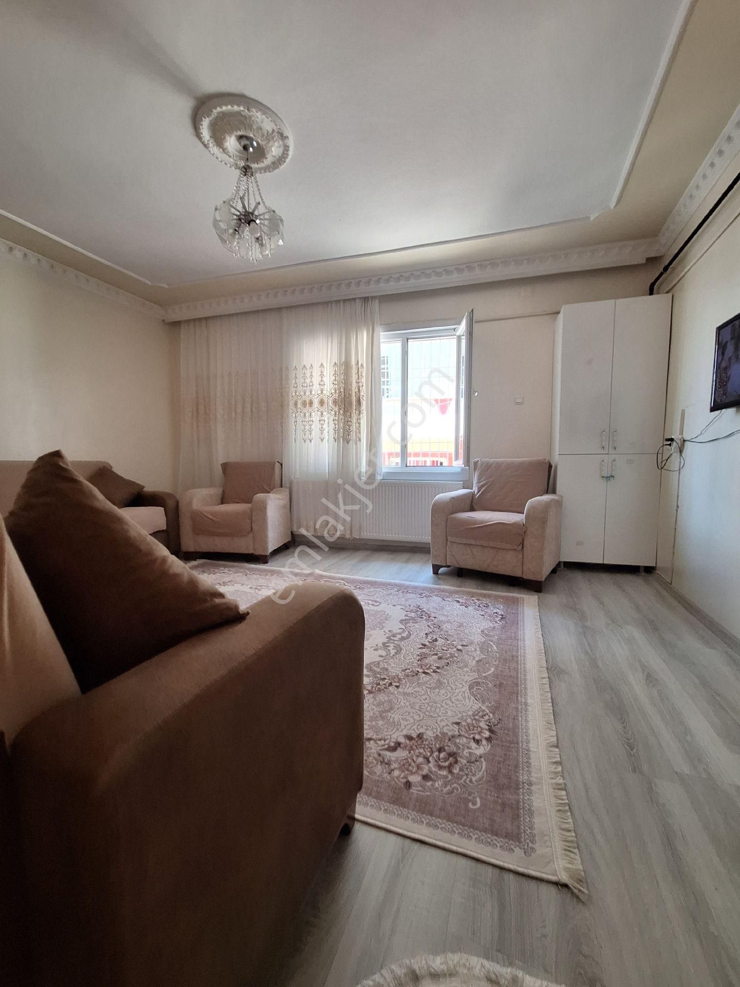 Güzel Vadi Mahallesinde 3 Katlı Satılık Müstakil Ev - Görsel 3