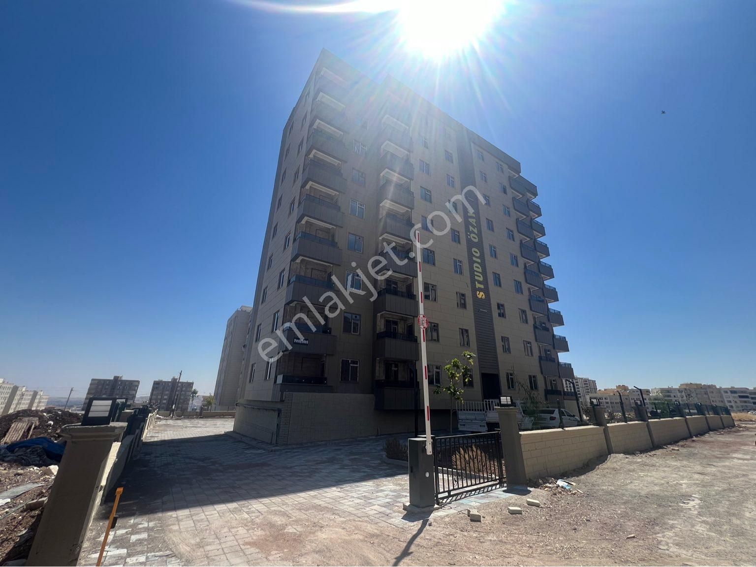 Karaköprü Seyrantepe Satılık Daire UĞURLU EMLAK’TAN SATILIK İÇİ FUL 2+0 DAİRE