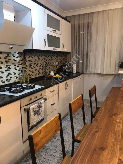 Çiğli Yeni Mahalle Satılık Daire  ÇİĞLİDE MERKEZİ KONUMDA 3+1 AVANTAJLI SATILIK DAİRE