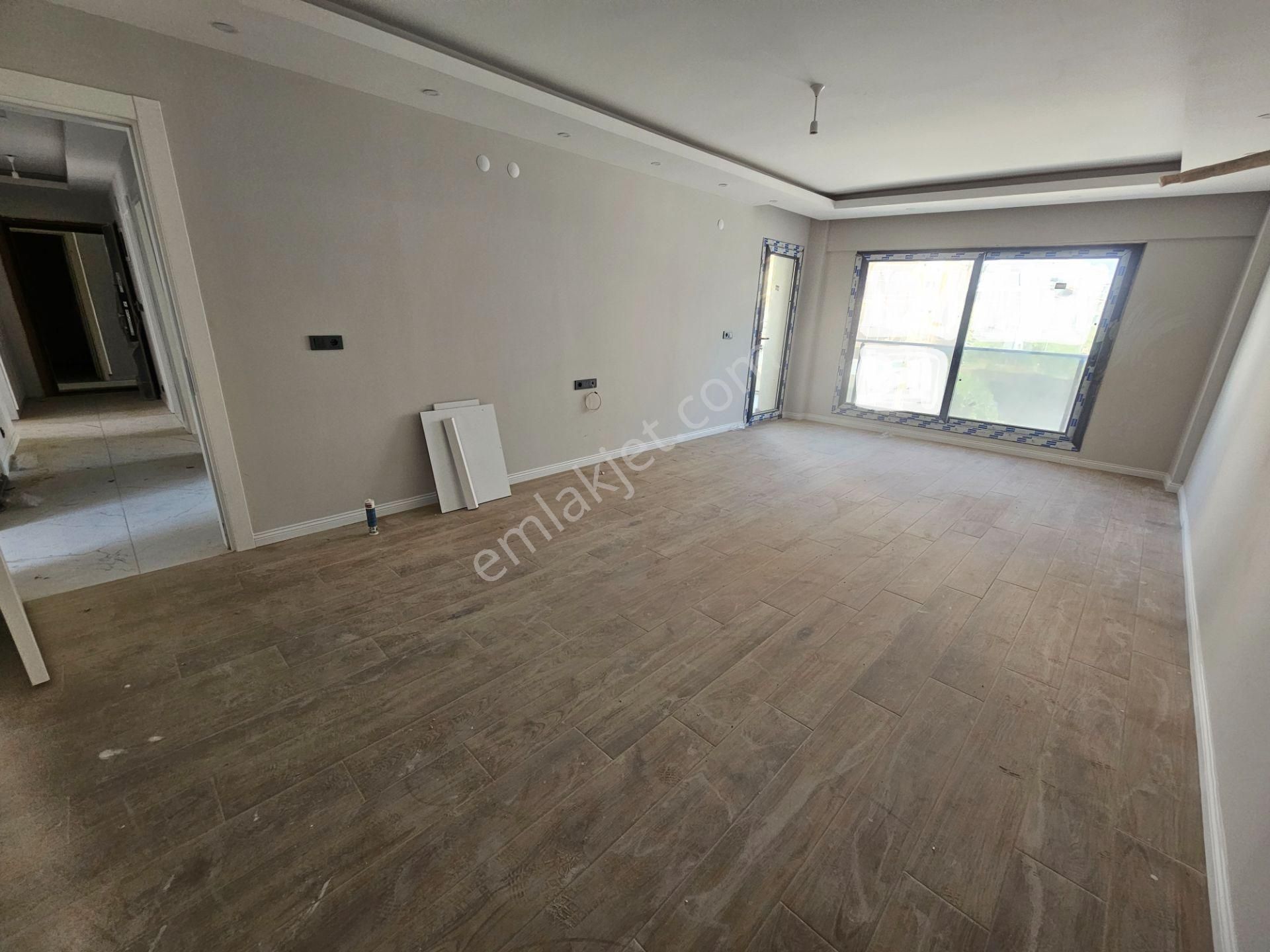 Nazilli Yeşil Satılık Daire  GÖÇMEN GAYRİMENKUL'DEN YEŞİL MAH.165 M2 3+1 SIFIR LÜKS SATILIK DAİRE