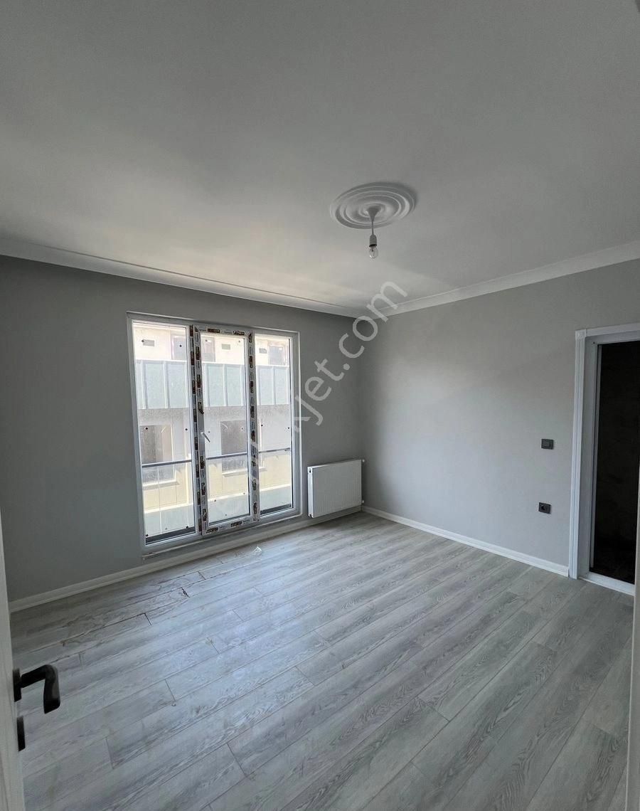 Beylikdüzü Yakuplu Satılık Daire NEWWAY CİTY'DE 5+2 DUBLEX DAİRE KAPALI OTOPARKLI METROBÜSE 5 DK