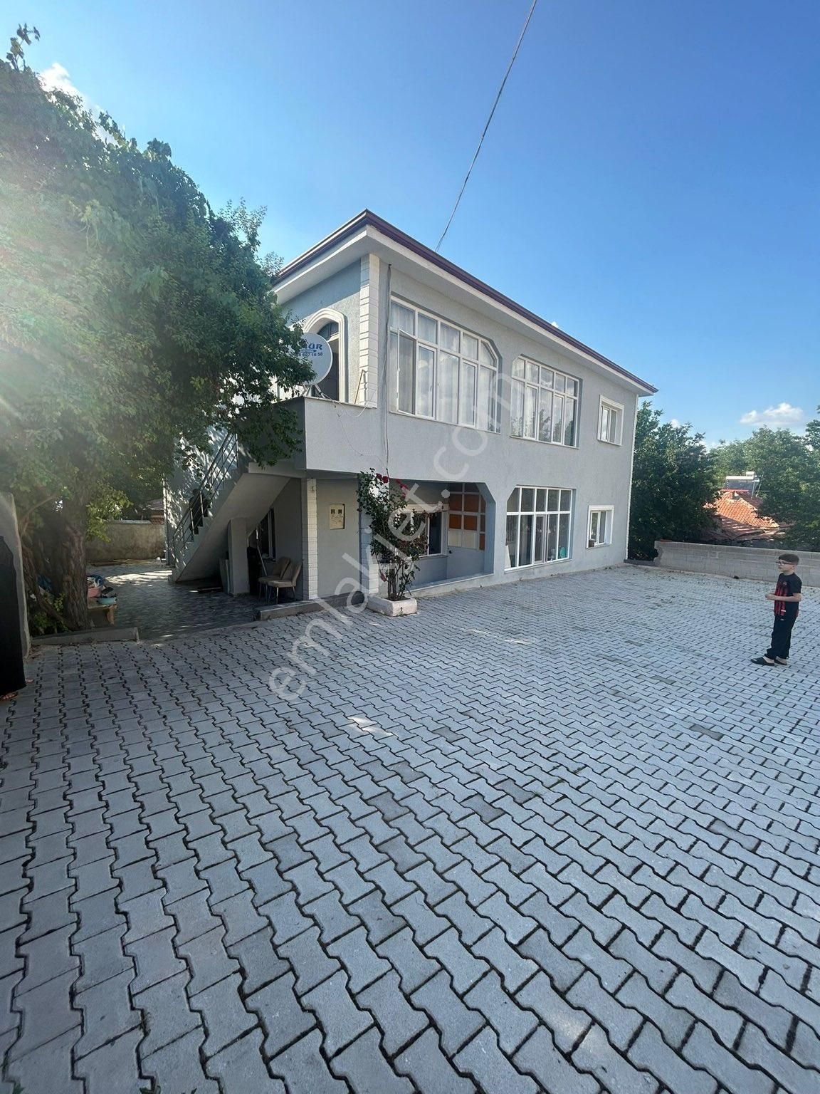 Sorgun Doğankent Bld. (Kayabaşı) Satılık Daire YOZGAT SORGUN DOĞANKET KASABASINDA EROL EMLAKTAN SATILIK MÜSTAKİL EV