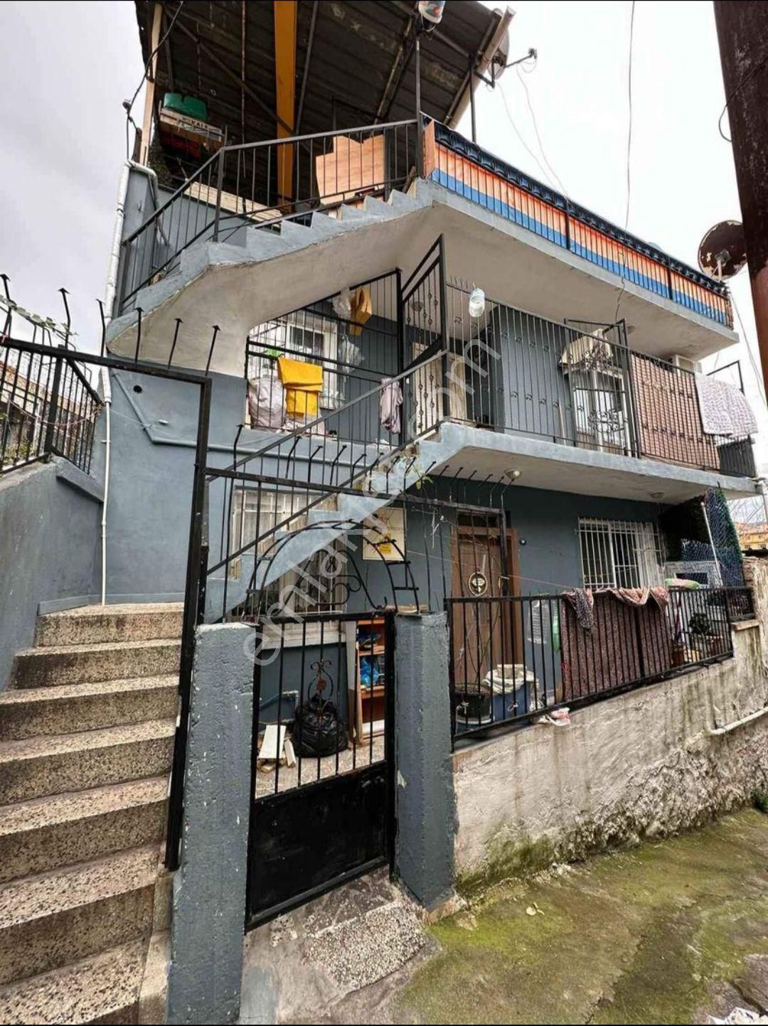 Konak Boğaziçi Satılık Daire İzmir Konak Boğaziçi satılık 2 katlı müstakil ev 