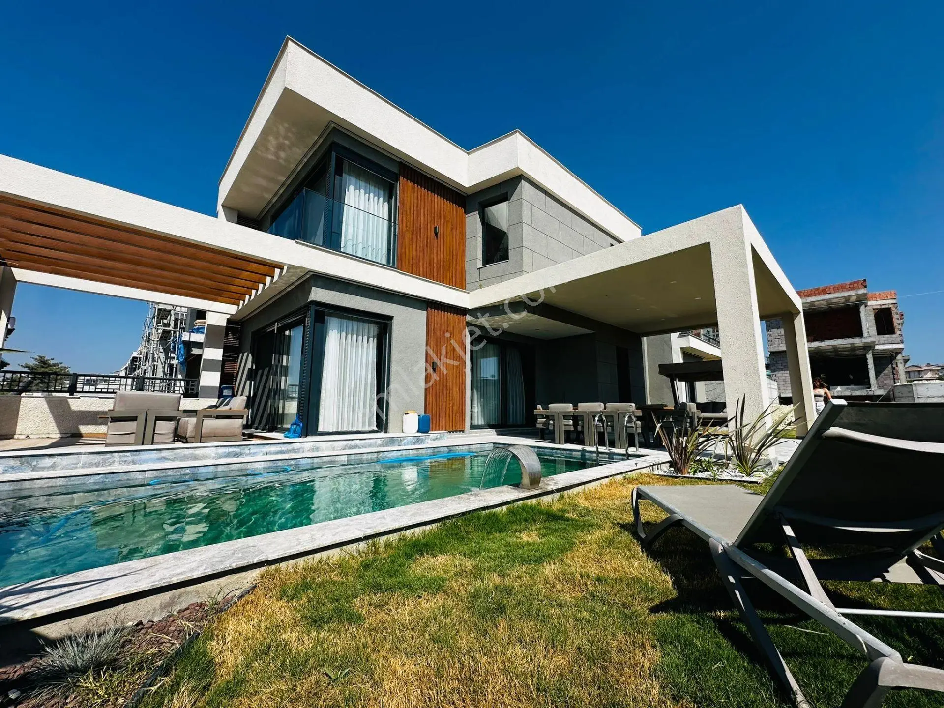Full Manzara-güvenlik-özel Havuz/otopark-merkezi-600 M2 Bahçe-ultra Lüx -tamamı Müstakil - Görsel 3
