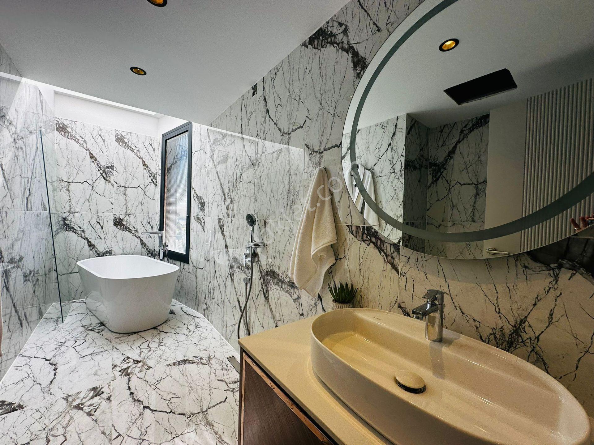 Full Manzara-güvenlik-özel Havuz/otopark-merkezi-600 M2 Bahçe-ultra Lüx -tamamı Müstakil - Görsel 20