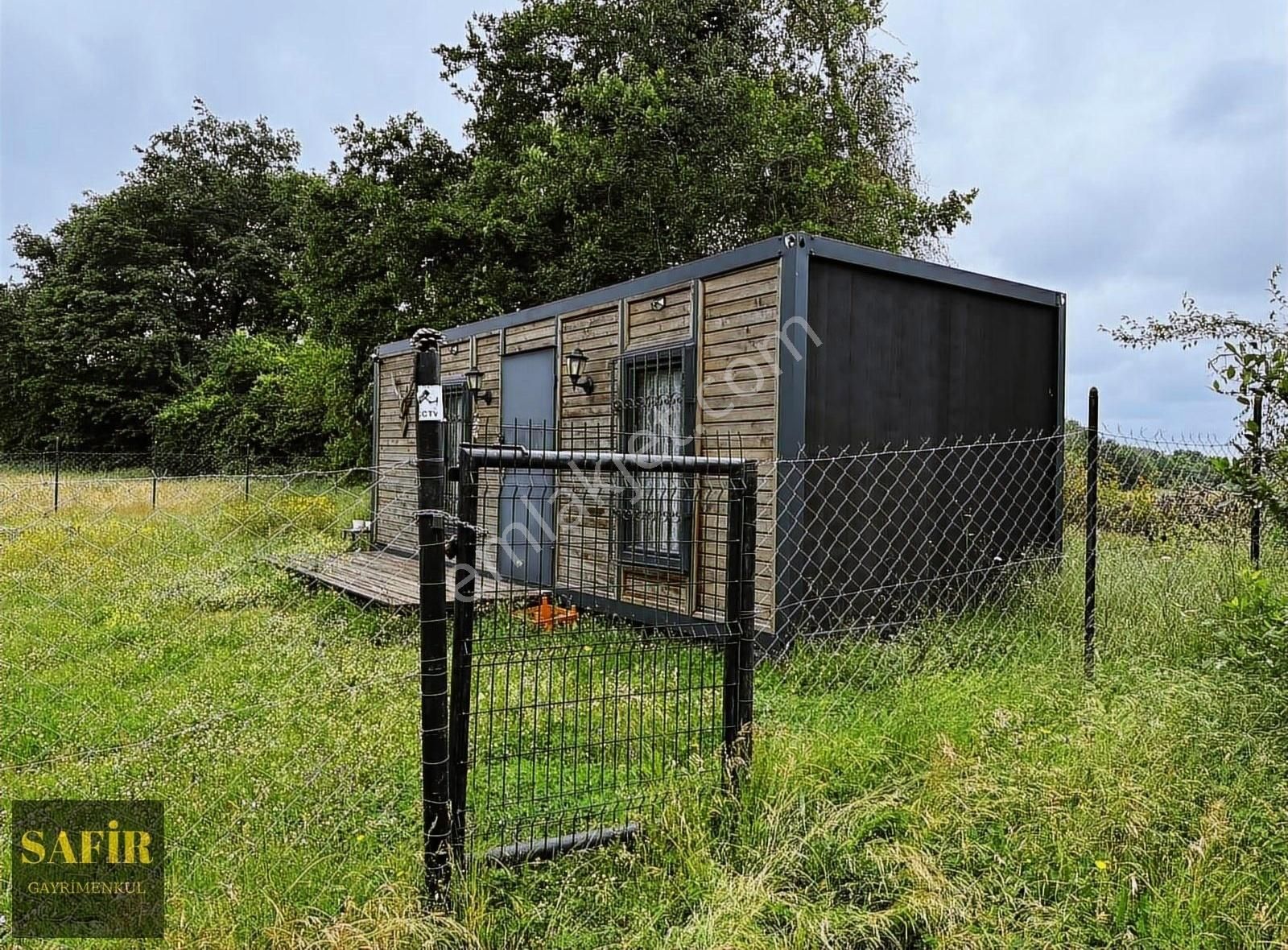 Çatalca Karacaköy'de İçinde Konteyner Olan 350m2 Tarla - Görsel 4