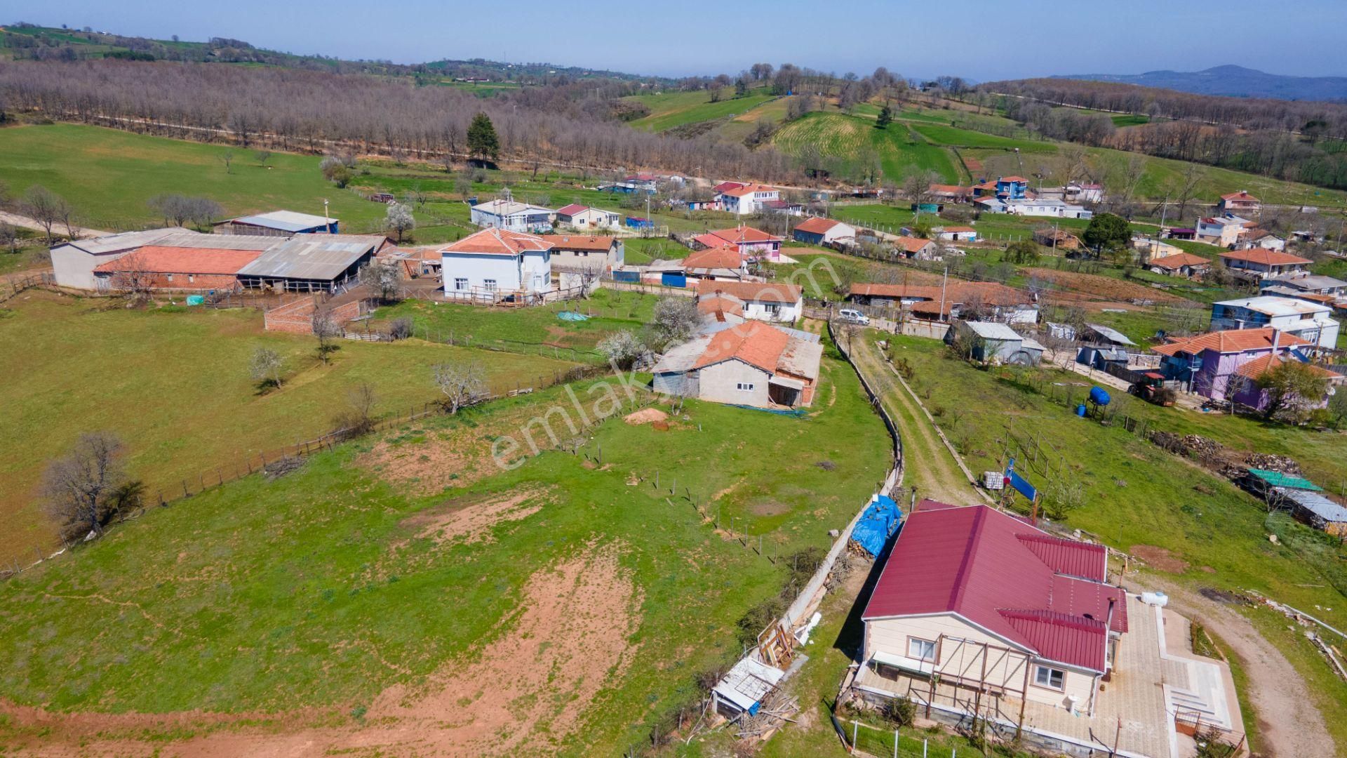 Çan Bostandere Köyü Satılık Konut İmarlı  KAZDAĞLARINDA KÖYİÇİ İMARLI 6.210 m² EV-AHIR VE ARSA (ÇİFTLİK)