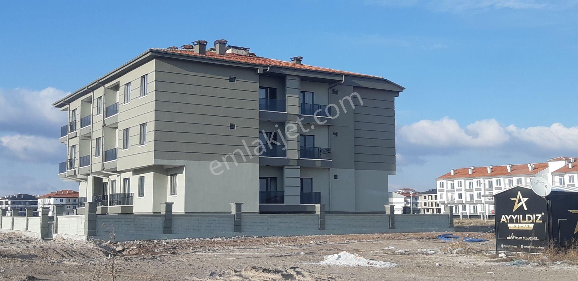 Aksaray Merkez Aratol İstiklal Satılık Daire  SAHiBİNDEN AKSARAY İL MERKEZDE  ACİL  SIFIR EŞYALI SATILIK DAİRE (1+1