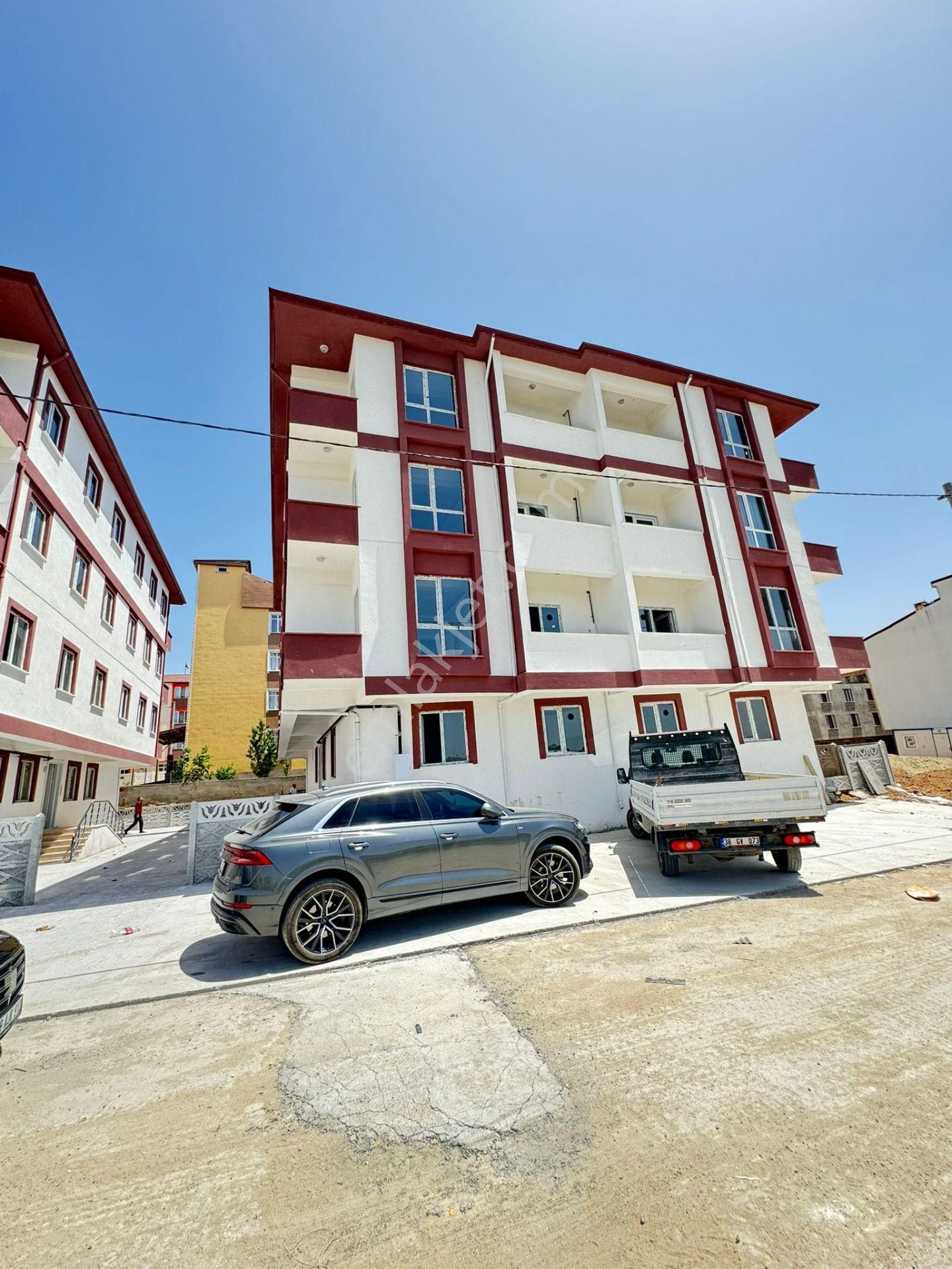 Çerkezköy Kızılpınar Namık Kemal Satılık Daire  KIZILPINAR OKULLAR BÖLGESİNDE SATILIK LÜX 1+1 DAİRE