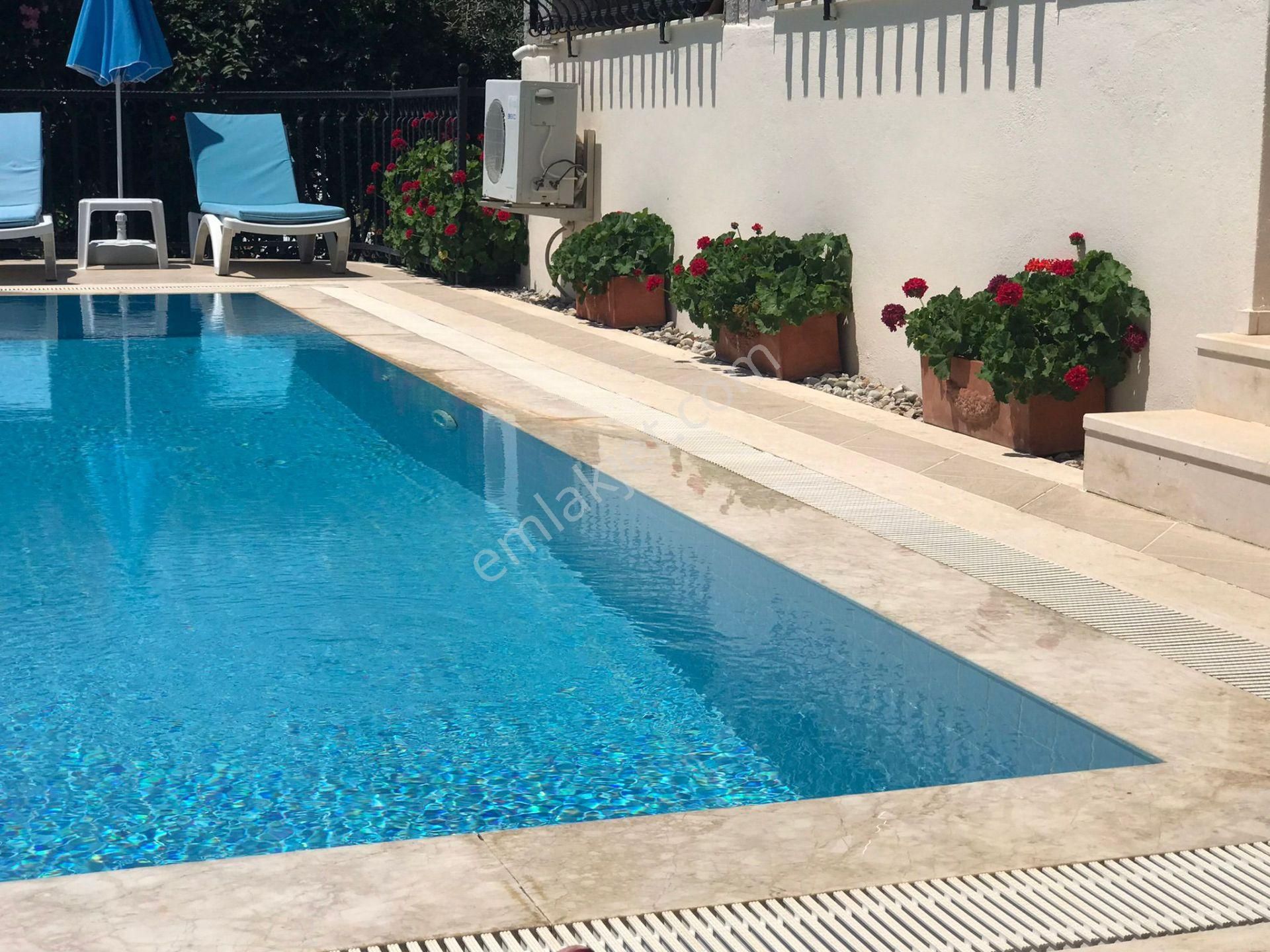 Satılık Eşyalı Villa 4+1 - Görsel 2