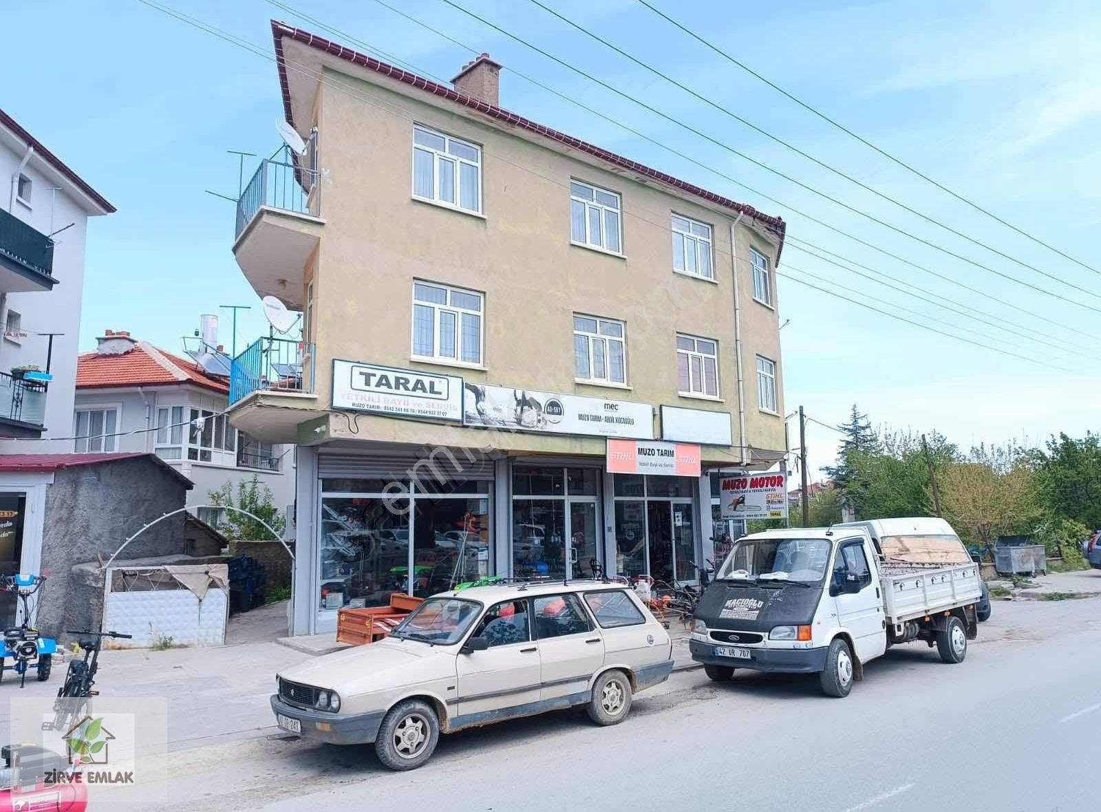 Akşehir Seyran Satılık Daire ZİRVE EMLAK SATIYOR SEYRANDA CADDE ÜZERİ 2+1 110 M2 DAİRE KAÇMAZ