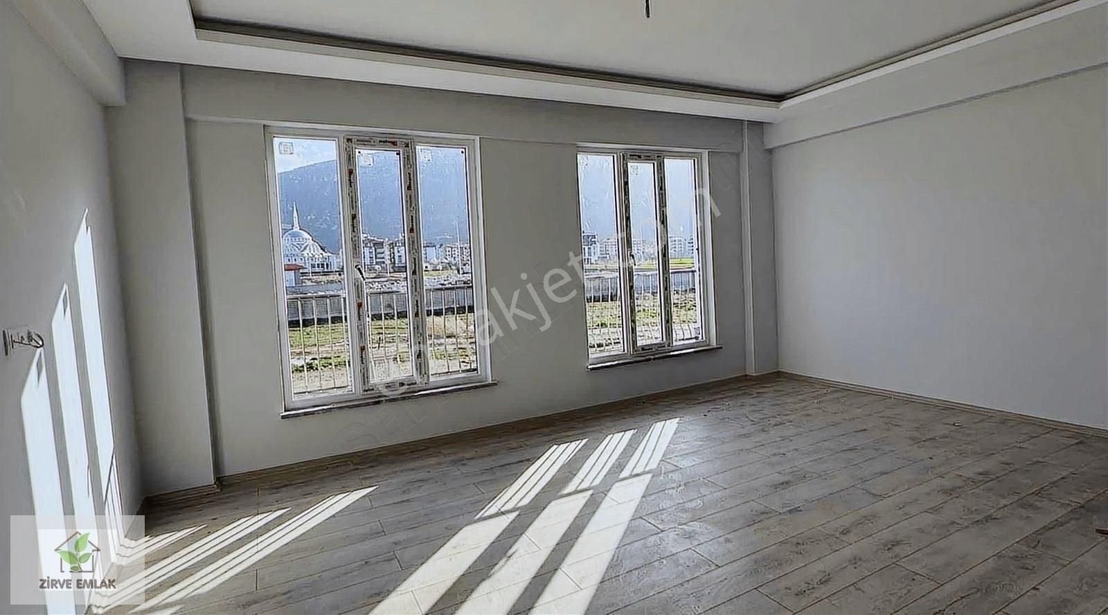 Akşehir Yarenler Satılık Daire ZİRVE EMLAK SATIYORR YARENLERDE 3+1 160m2 SIFIR DAİRE