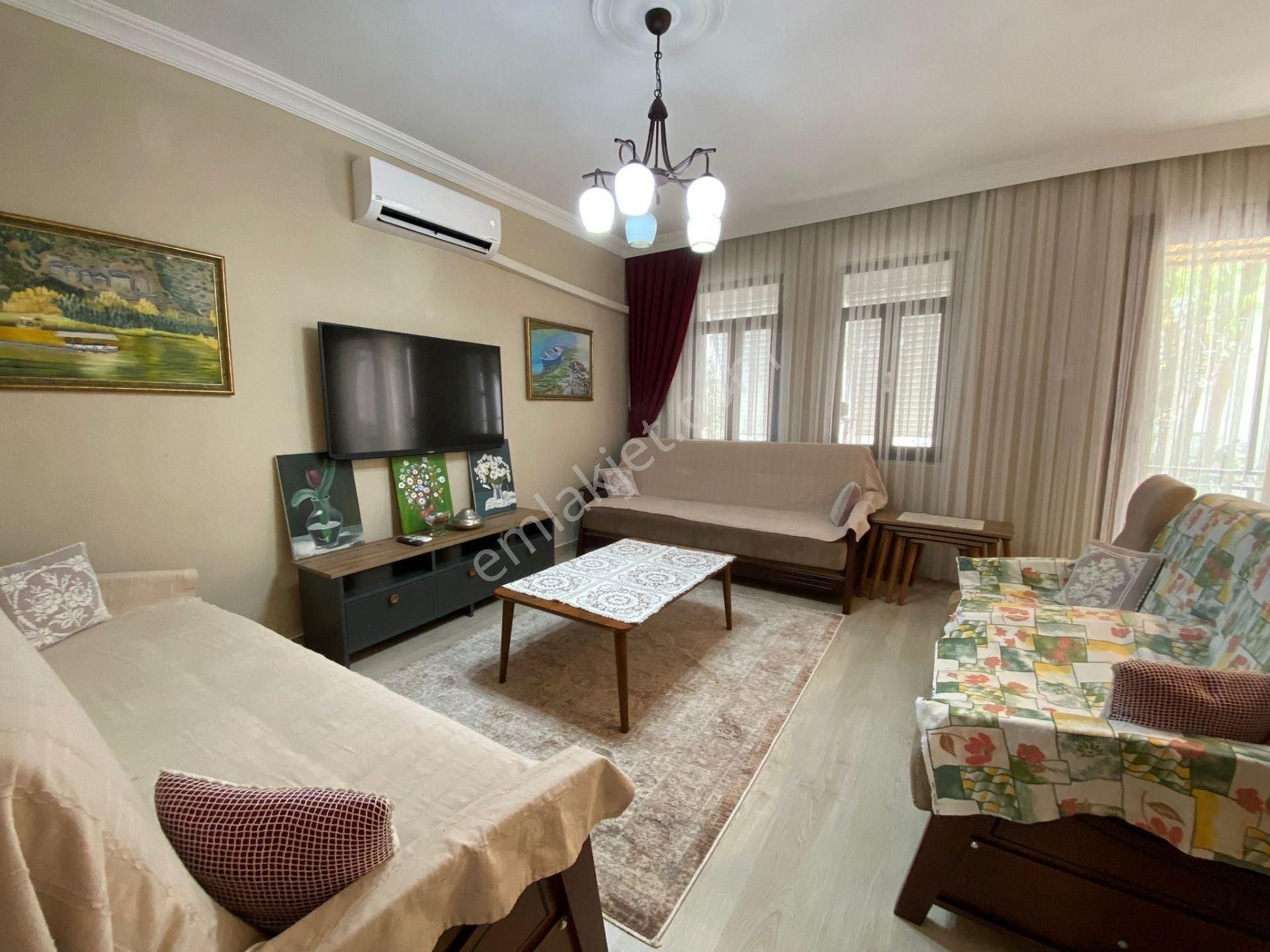 Marmaris Armutalan Satılık Villa Marmaris Camiavlu'da Deniz Manzaralı 4+1 Bitişik Nizam Villa